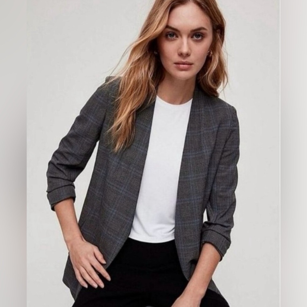 Aritzia Babaton Powerhip Plaid Blazer